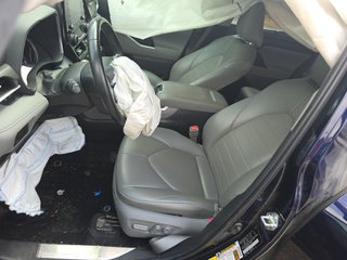 2022 Toyota Highlander XLE - Interior Front Seat Image